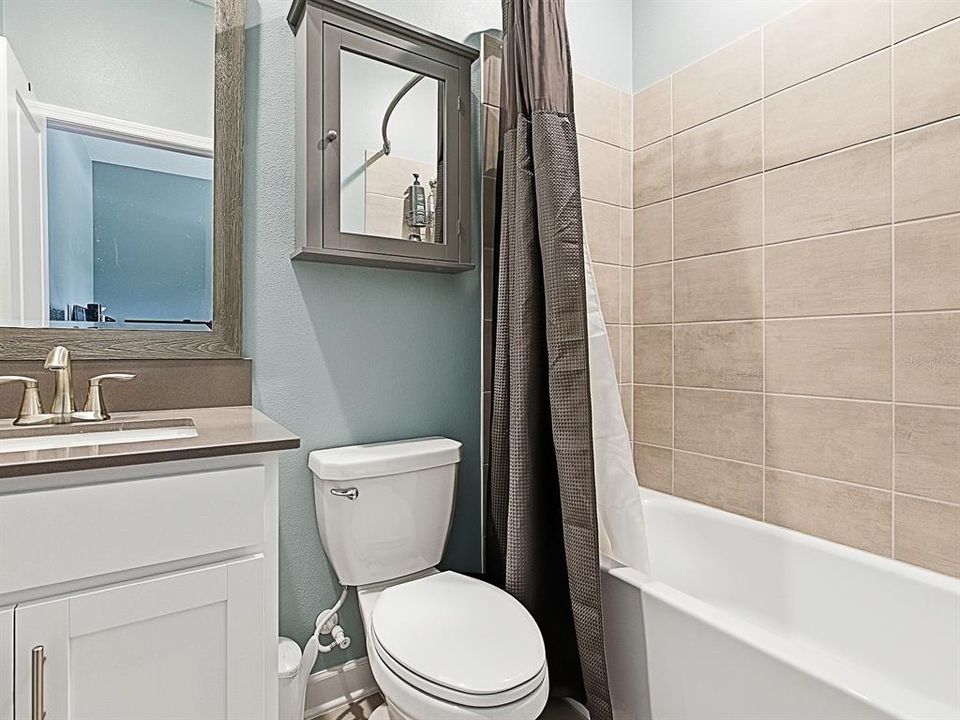 Active With Contract: $639,900 (4 beds, 3 baths, 2911 Square Feet)