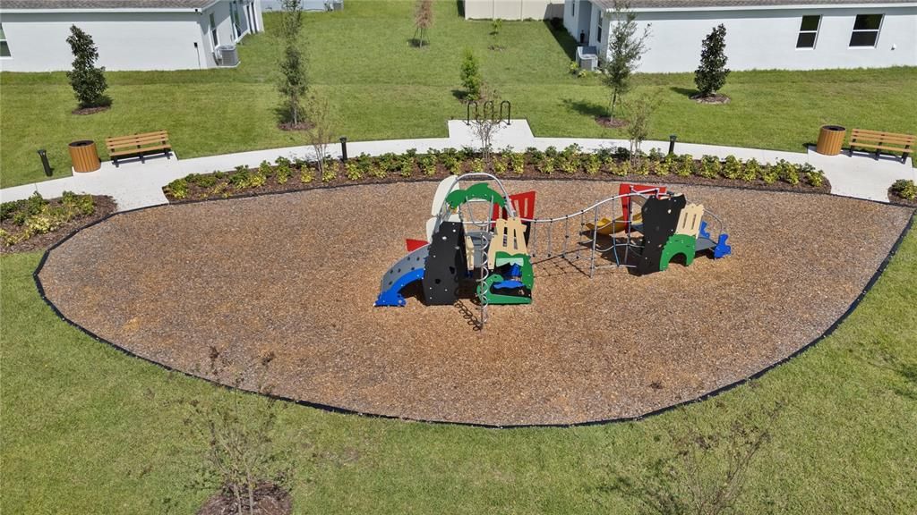 For Sale: $335,740 (5 beds, 2 baths, 2326 Square Feet)