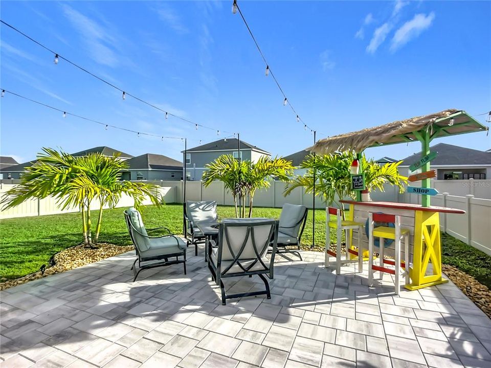 For Sale: $393,000 (4 beds, 2 baths, 1816 Square Feet)