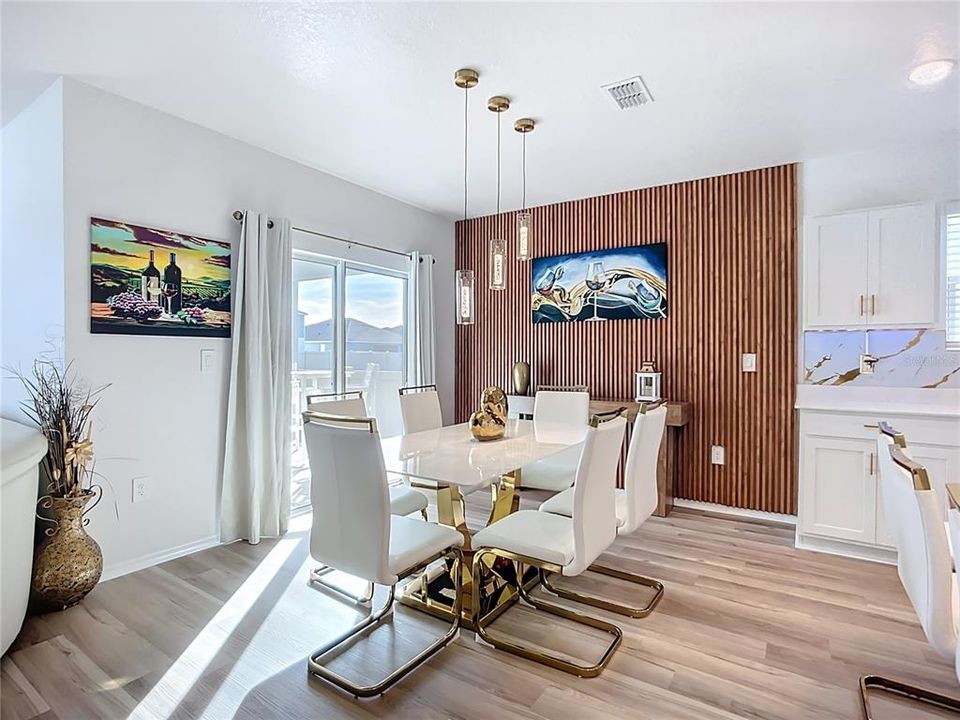 For Sale: $393,000 (4 beds, 2 baths, 1816 Square Feet)