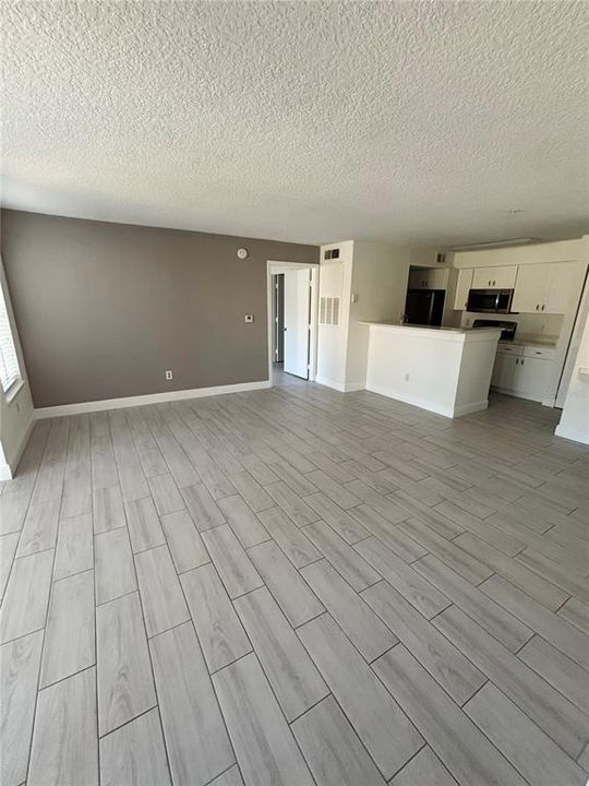 For Rent: $1,445 (2 beds, 2 baths, 1026 Square Feet)