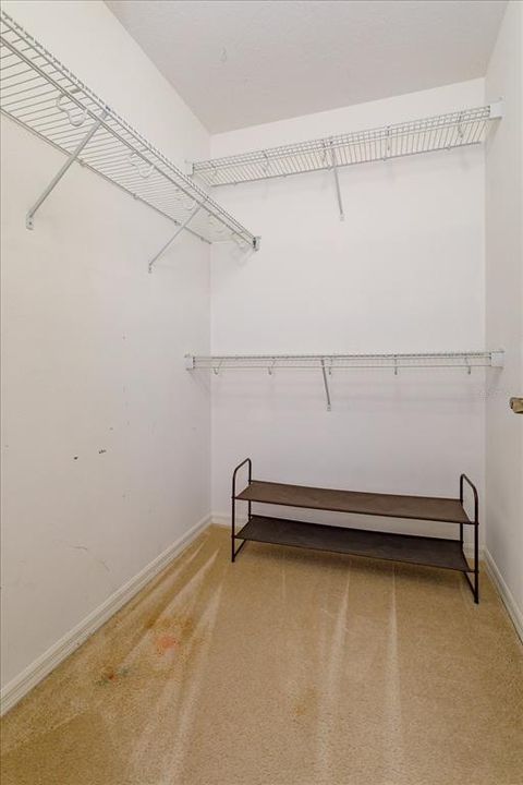 待售: $650,000 (5 贝兹, 3 浴室, 2835 平方英尺)