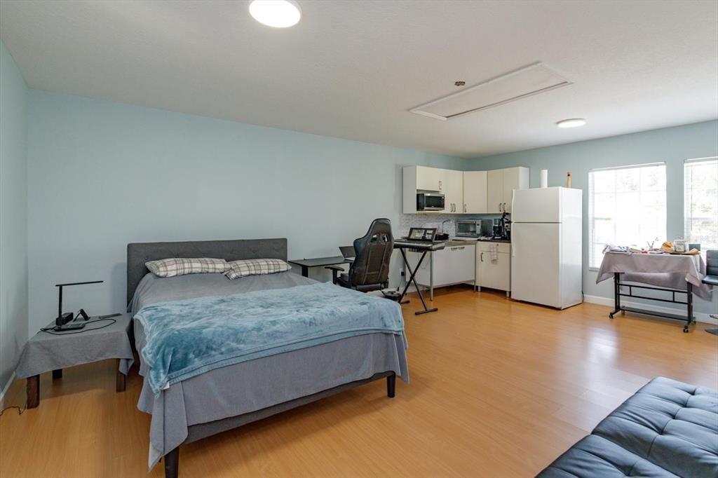 待售: $650,000 (5 贝兹, 3 浴室, 2835 平方英尺)