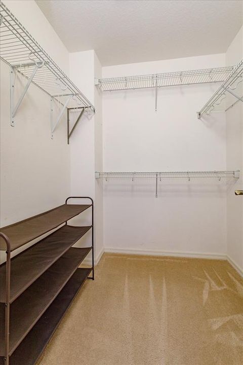 待售: $650,000 (5 贝兹, 3 浴室, 2835 平方英尺)