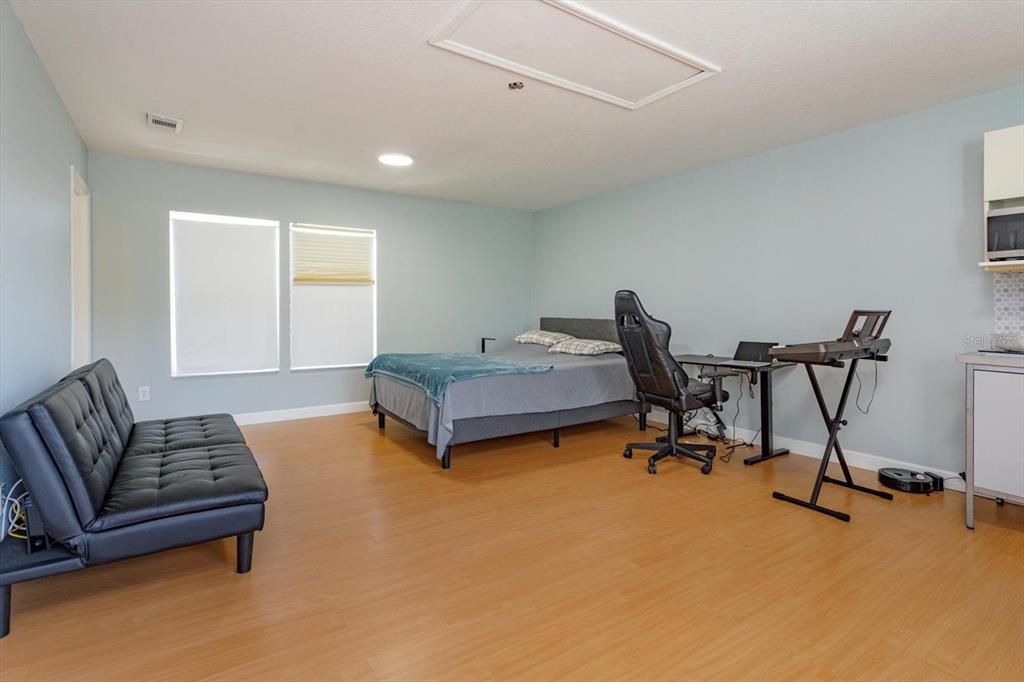 待售: $650,000 (5 贝兹, 3 浴室, 2835 平方英尺)