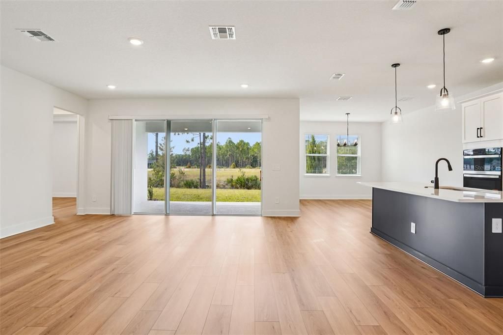 На продажу: $509,760 (4 спален, 3 ванн, 2487 Квадратных фут)