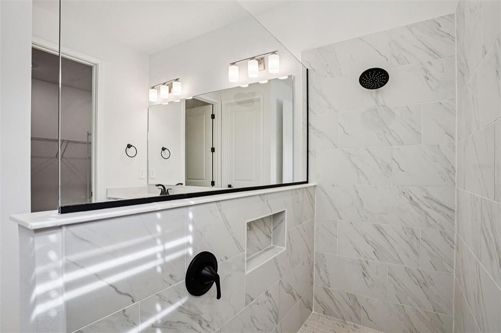 На продажу: $509,760 (4 спален, 3 ванн, 2487 Квадратных фут)