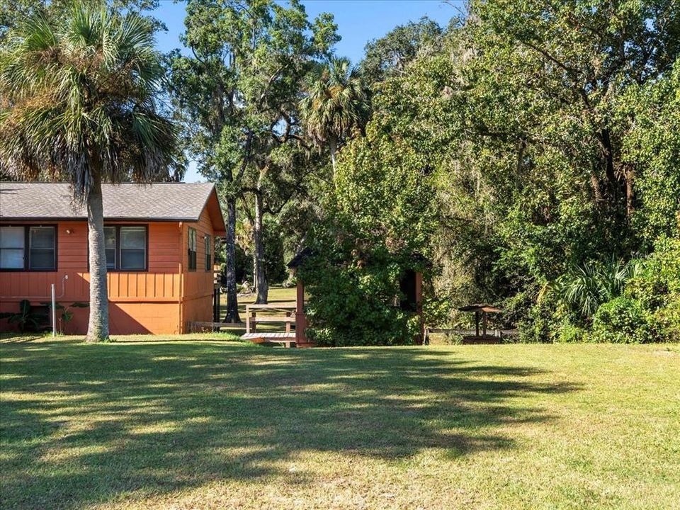 For Sale: $350,000 (2 beds, 2 baths, 1752 Square Feet)