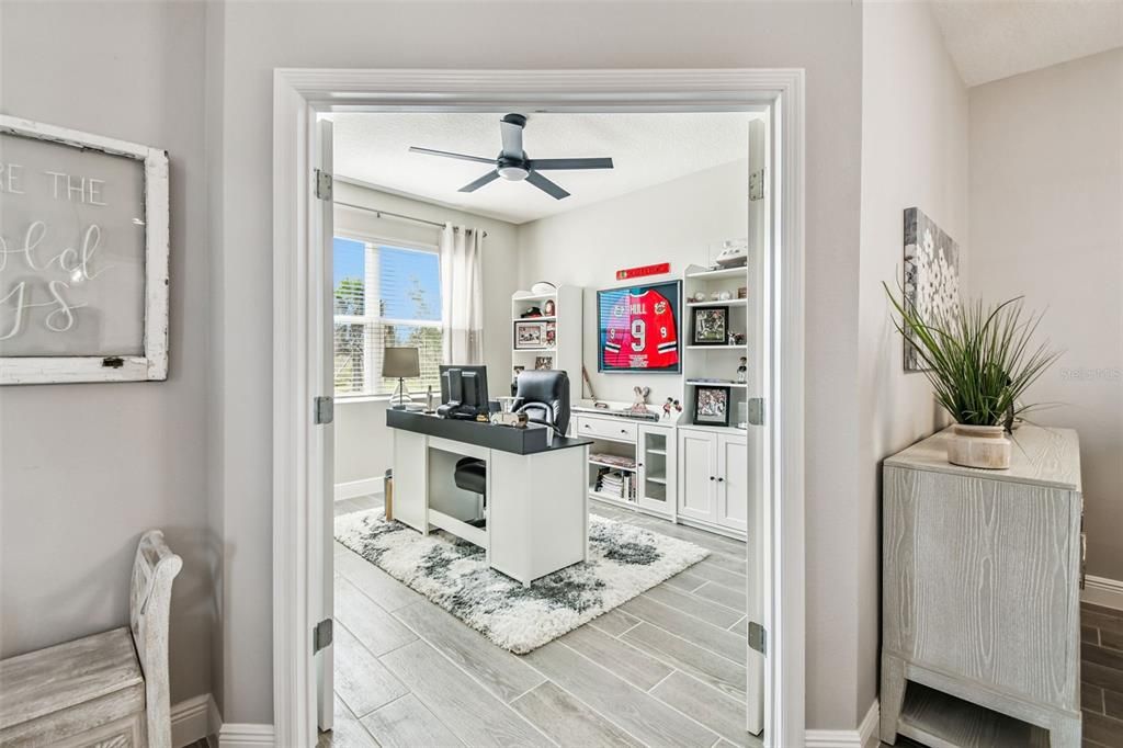 For Sale: $609,000 (5 beds, 2 baths, 2903 Square Feet)