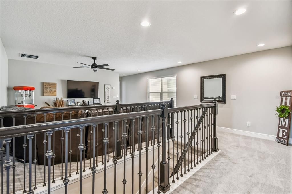 For Sale: $609,000 (5 beds, 2 baths, 2903 Square Feet)