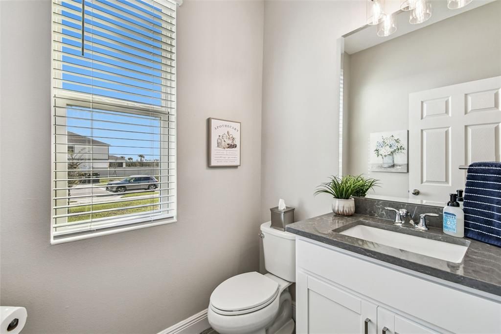 For Sale: $609,000 (5 beds, 2 baths, 2903 Square Feet)