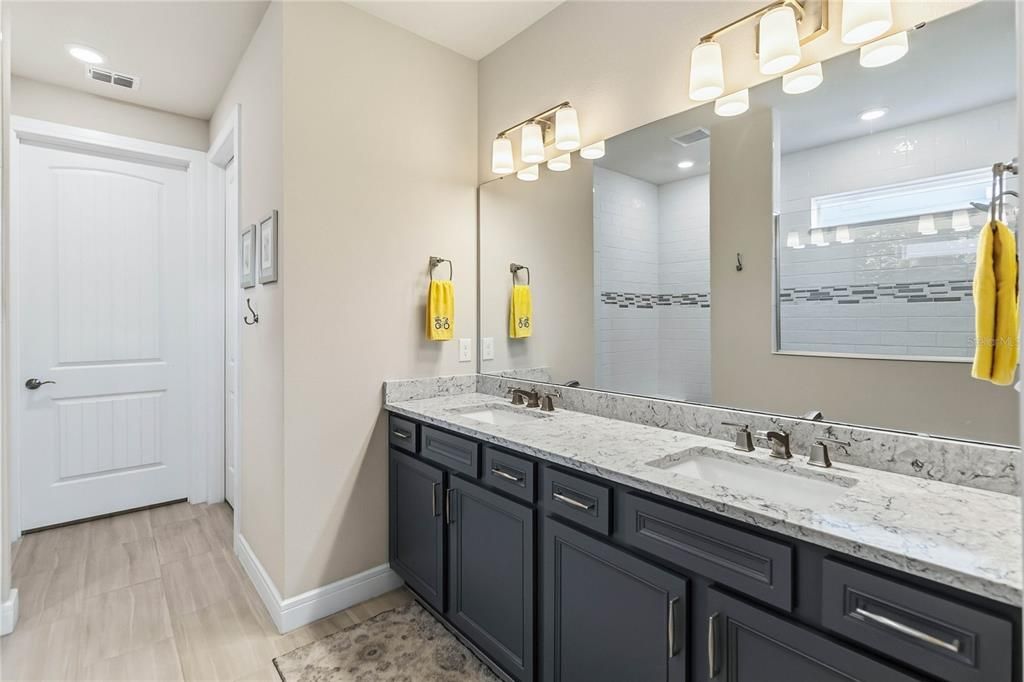 For Sale: $599,980 (2 beds, 2 baths, 2184 Square Feet)