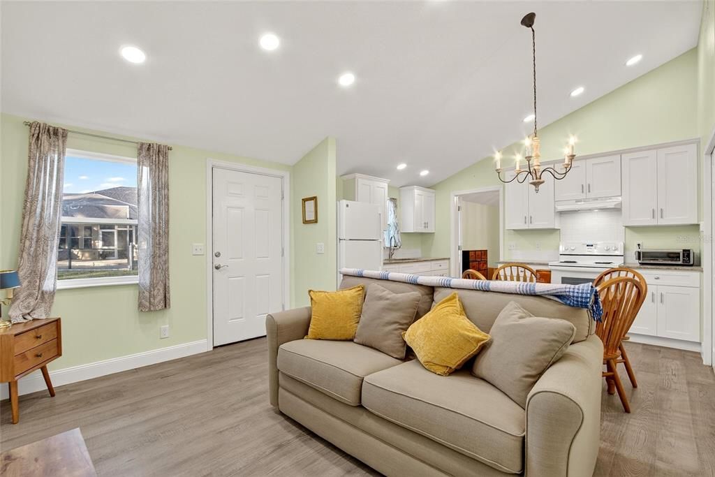 For Sale: $749,900 (4 beds, 3 baths, 3084 Square Feet)