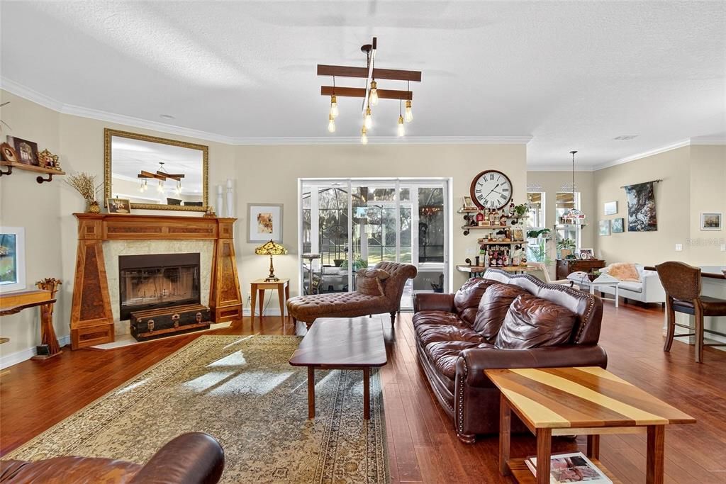 For Sale: $749,900 (4 beds, 3 baths, 3084 Square Feet)