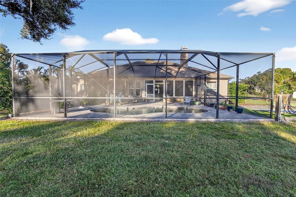 For Sale: $749,900 (4 beds, 3 baths, 3084 Square Feet)