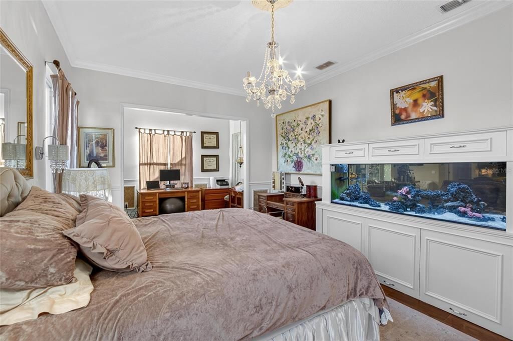 For Sale: $749,900 (4 beds, 3 baths, 3084 Square Feet)