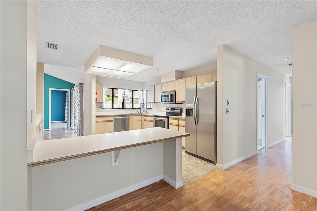 For Sale: $305,000 (4 beds, 2 baths, 2107 Square Feet)