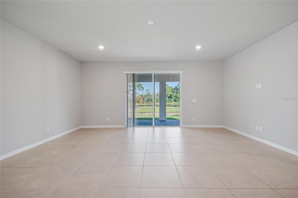 В аренду: $2,500 (4 спален, 2 ванн, 2197 Квадратных фут)