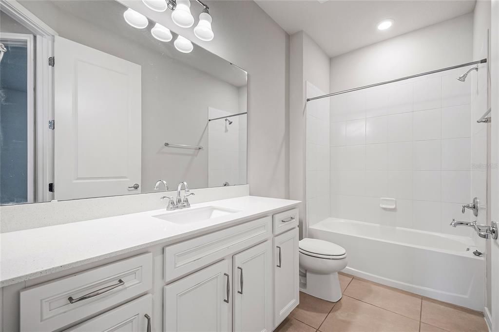 В аренду: $2,500 (4 спален, 2 ванн, 2197 Квадратных фут)