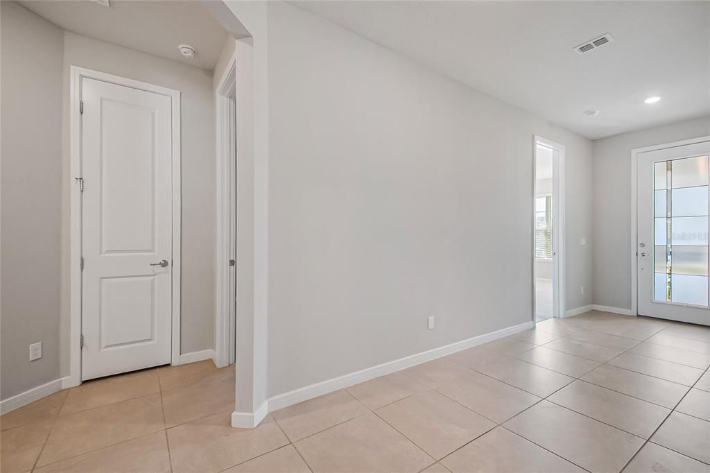 В аренду: $2,500 (4 спален, 2 ванн, 2197 Квадратных фут)