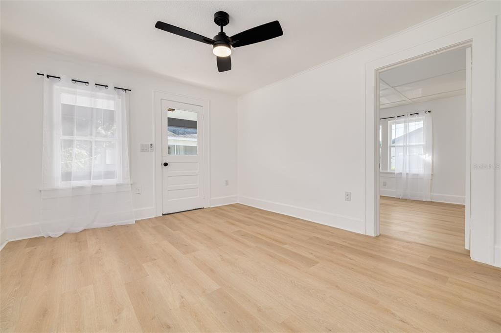 На продажу: $1,095,000 (5 спален, 0 ванн, 2838 Квадратных фут)