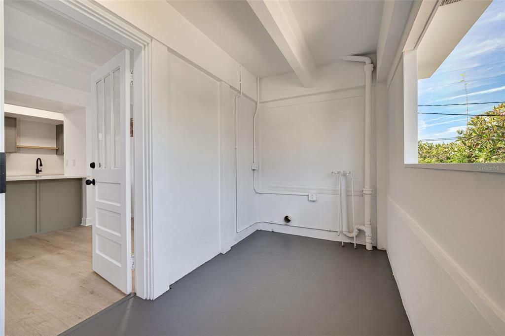 На продажу: $1,095,000 (5 спален, 0 ванн, 2838 Квадратных фут)