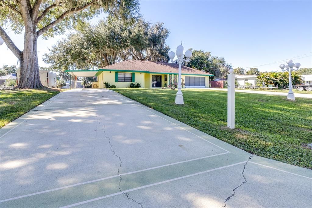 For Sale: $449,000 (3 beds, 2 baths, 1644 Square Feet)