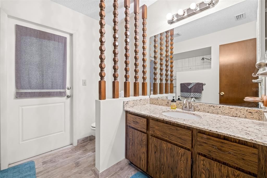 For Sale: $449,000 (3 beds, 2 baths, 1644 Square Feet)