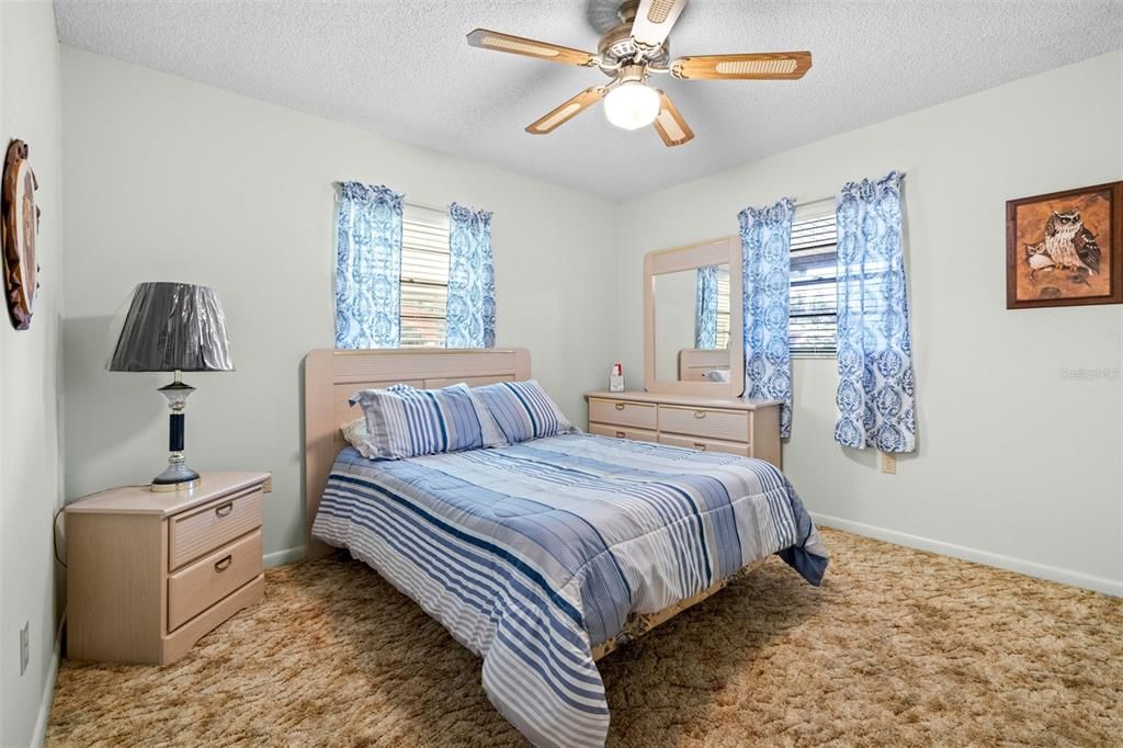 For Sale: $449,000 (3 beds, 2 baths, 1644 Square Feet)