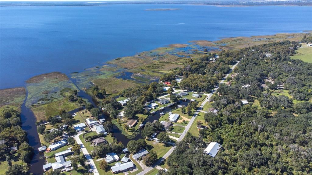 For Sale: $449,000 (3 beds, 2 baths, 1644 Square Feet)