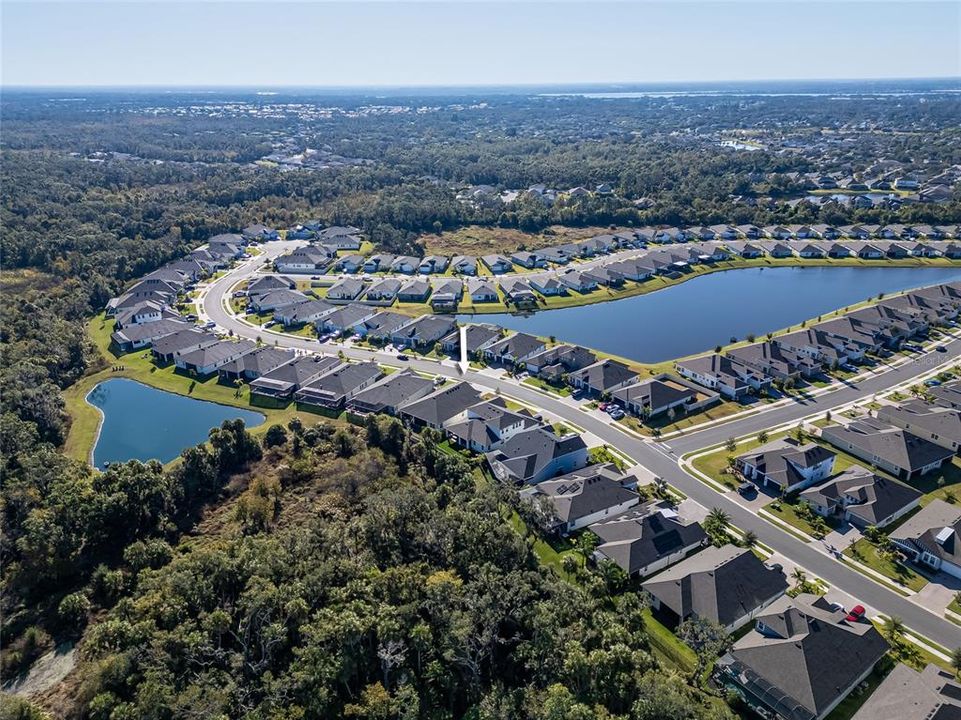 En Venta: $530,000 (4 camas, 3 baños, 2563 Pies cuadrados)