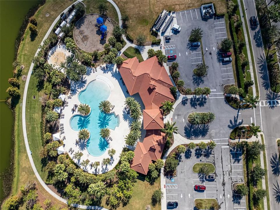 En Venta: $530,000 (4 camas, 3 baños, 2563 Pies cuadrados)