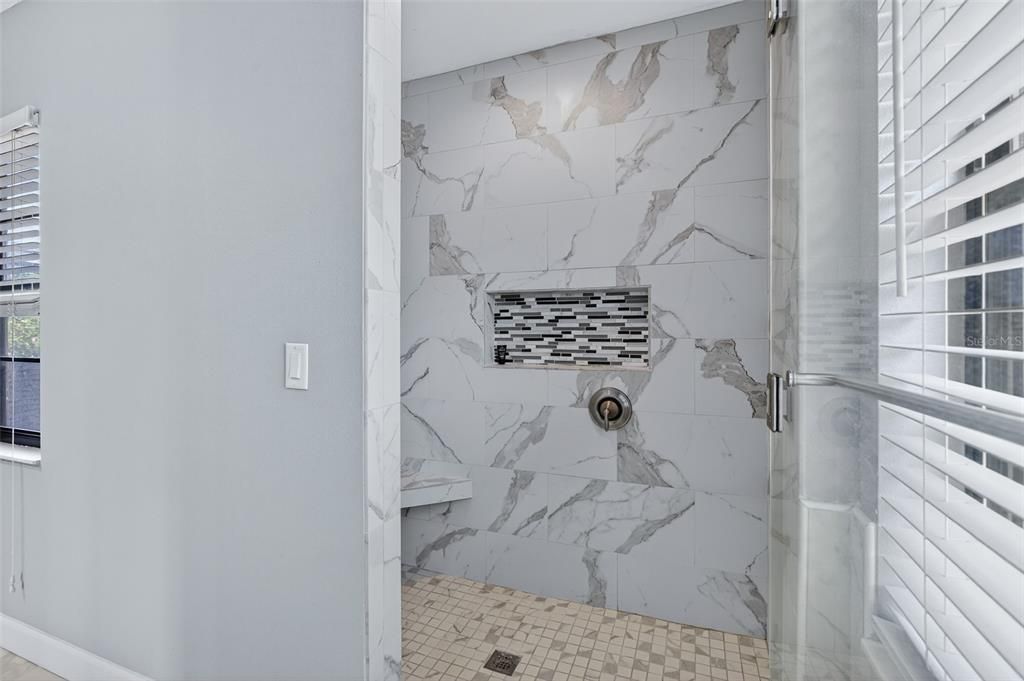 For Sale: $624,900 (4 beds, 3 baths, 2526 Square Feet)