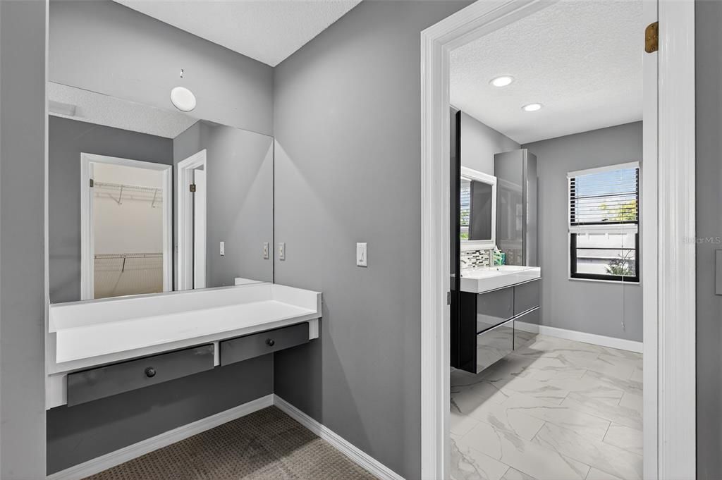 For Sale: $624,900 (4 beds, 3 baths, 2526 Square Feet)