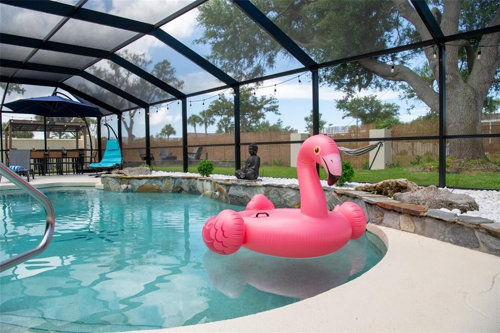 待售: $690,000 (3 贝兹, 2 浴室, 2020 平方英尺)