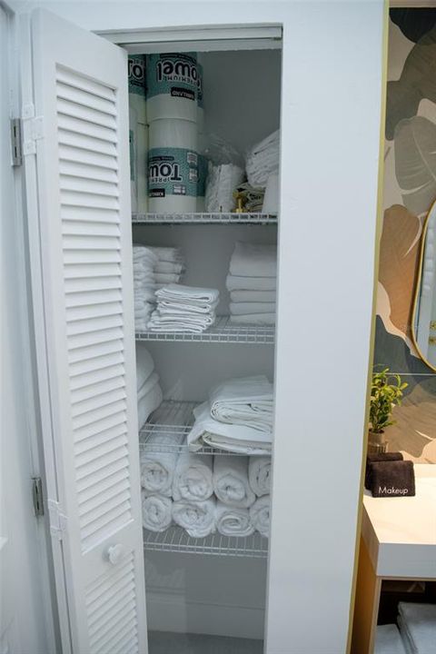 待售: $690,000 (3 贝兹, 2 浴室, 2020 平方英尺)