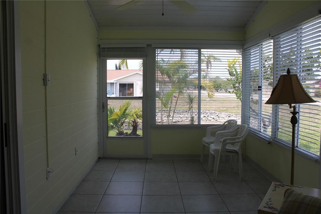 出租: $2,495 (2 贝兹, 2 浴室, 1256 平方英尺)