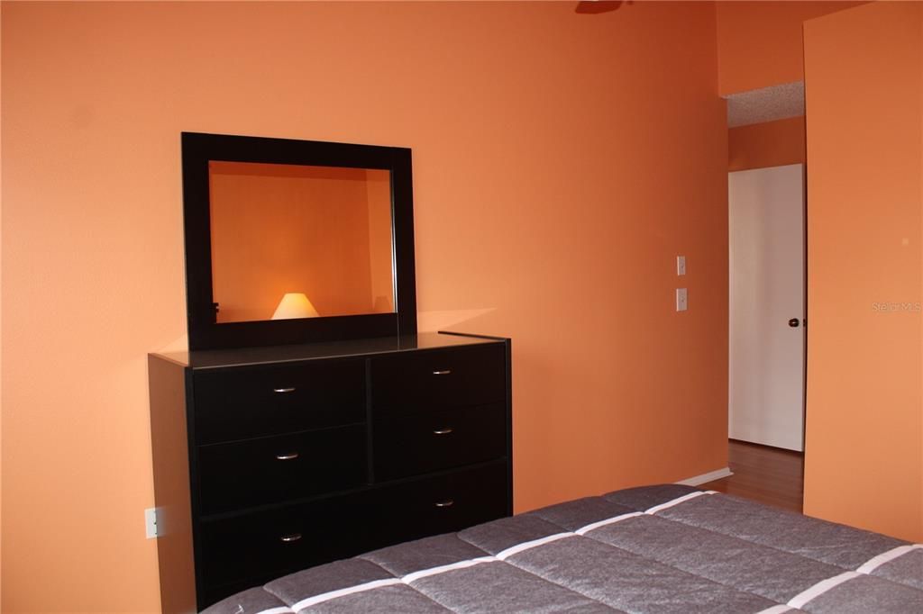 出租: $2,495 (2 贝兹, 2 浴室, 1256 平方英尺)