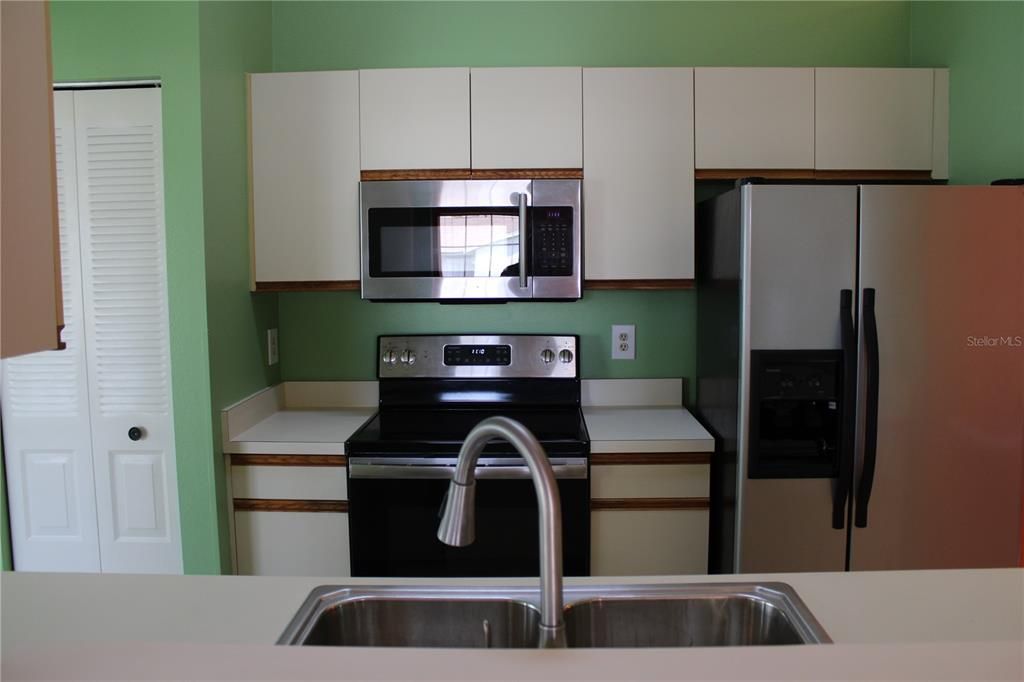 出租: $2,495 (2 贝兹, 2 浴室, 1256 平方英尺)