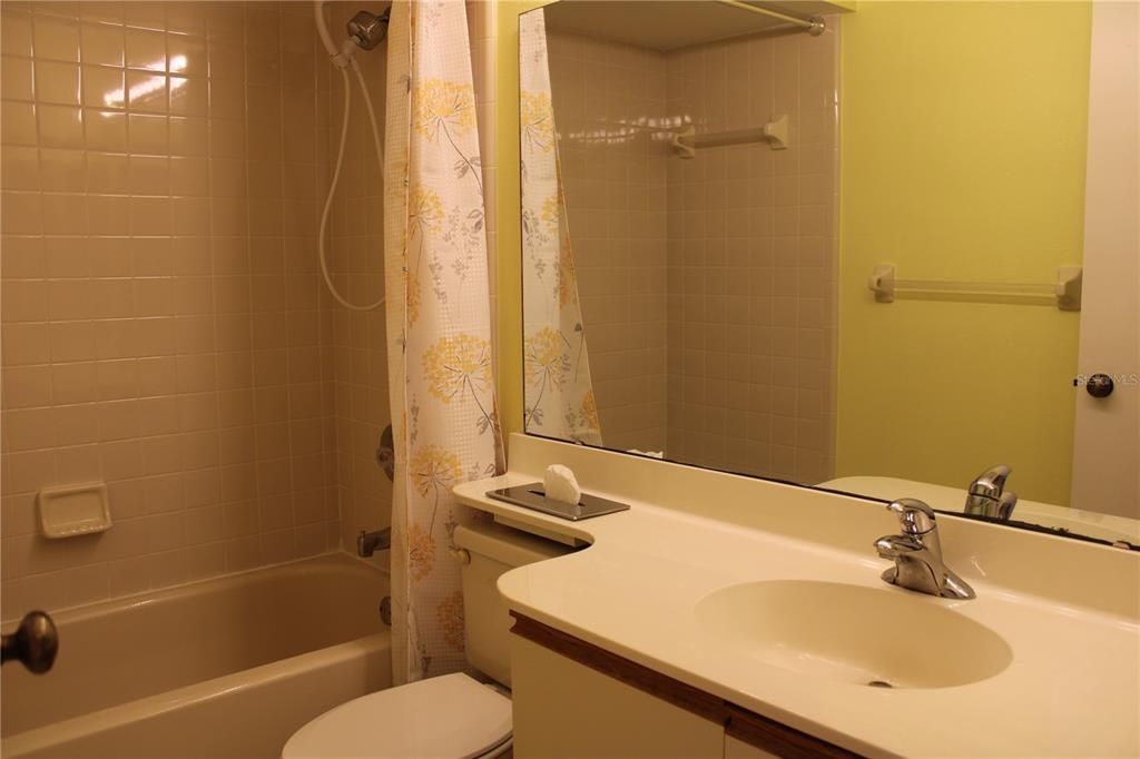 出租: $2,495 (2 贝兹, 2 浴室, 1256 平方英尺)