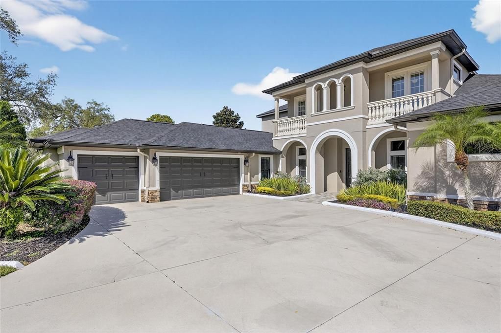 For Sale: $1,239,000 (7 beds, 3 baths, 4571 Square Feet)