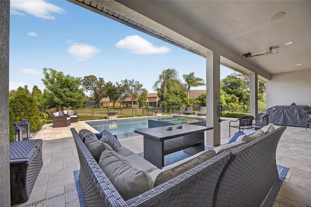 For Sale: $1,239,000 (7 beds, 3 baths, 4571 Square Feet)