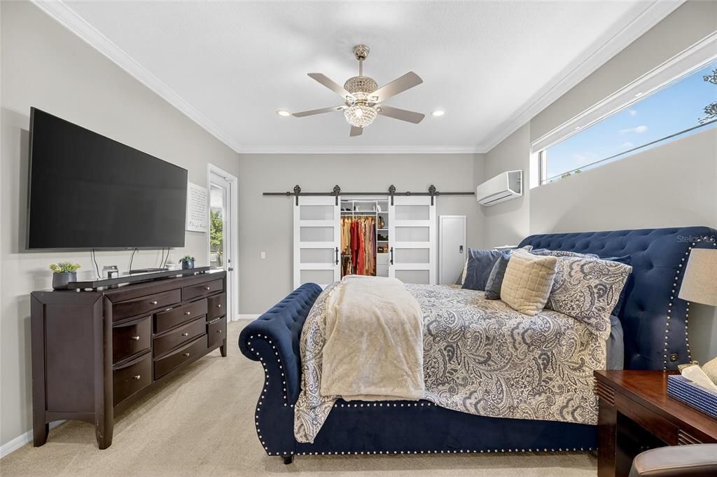 For Sale: $1,239,000 (7 beds, 3 baths, 4571 Square Feet)