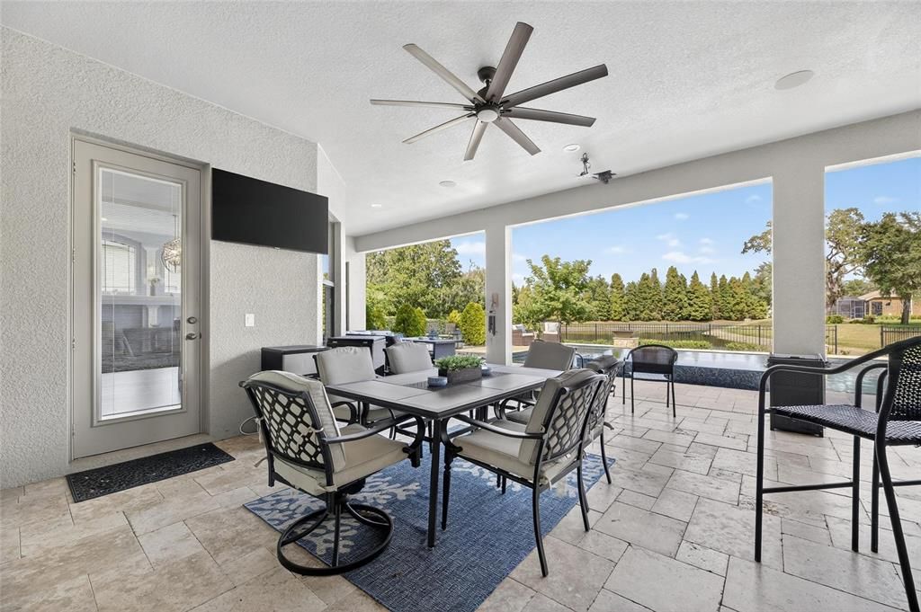 For Sale: $1,239,000 (7 beds, 3 baths, 4571 Square Feet)