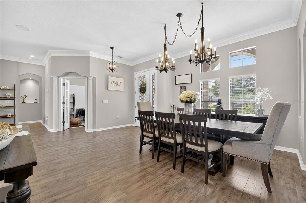 For Sale: $1,239,000 (7 beds, 3 baths, 4571 Square Feet)