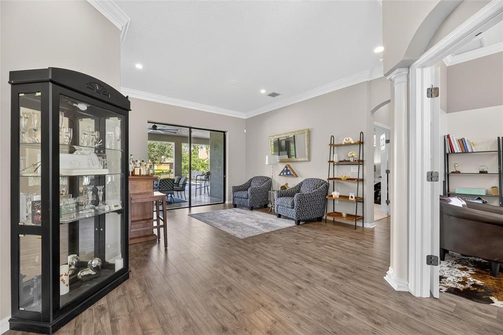 For Sale: $1,239,000 (7 beds, 3 baths, 4571 Square Feet)