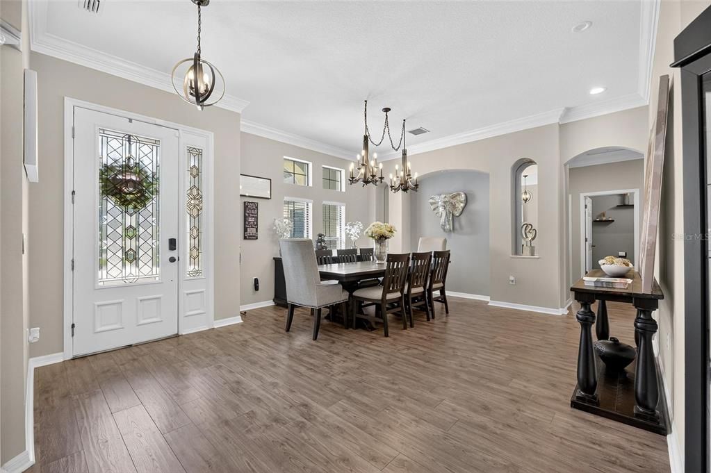 For Sale: $1,239,000 (7 beds, 3 baths, 4571 Square Feet)