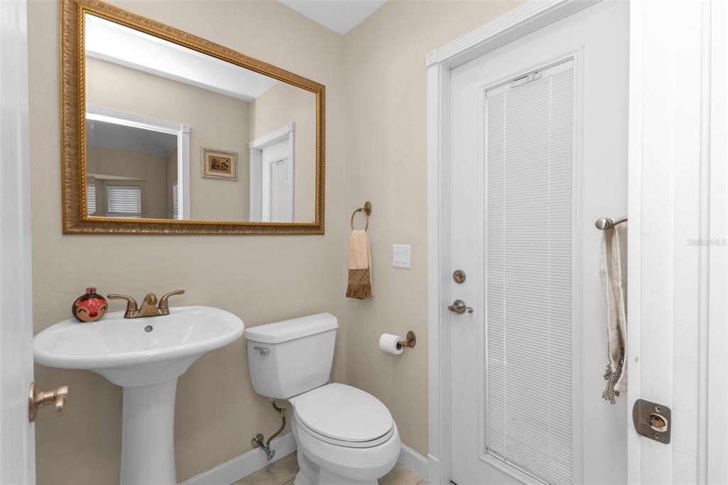 En Venta: $1,438,000 (5 camas, 3 baños, 3237 Pies cuadrados)