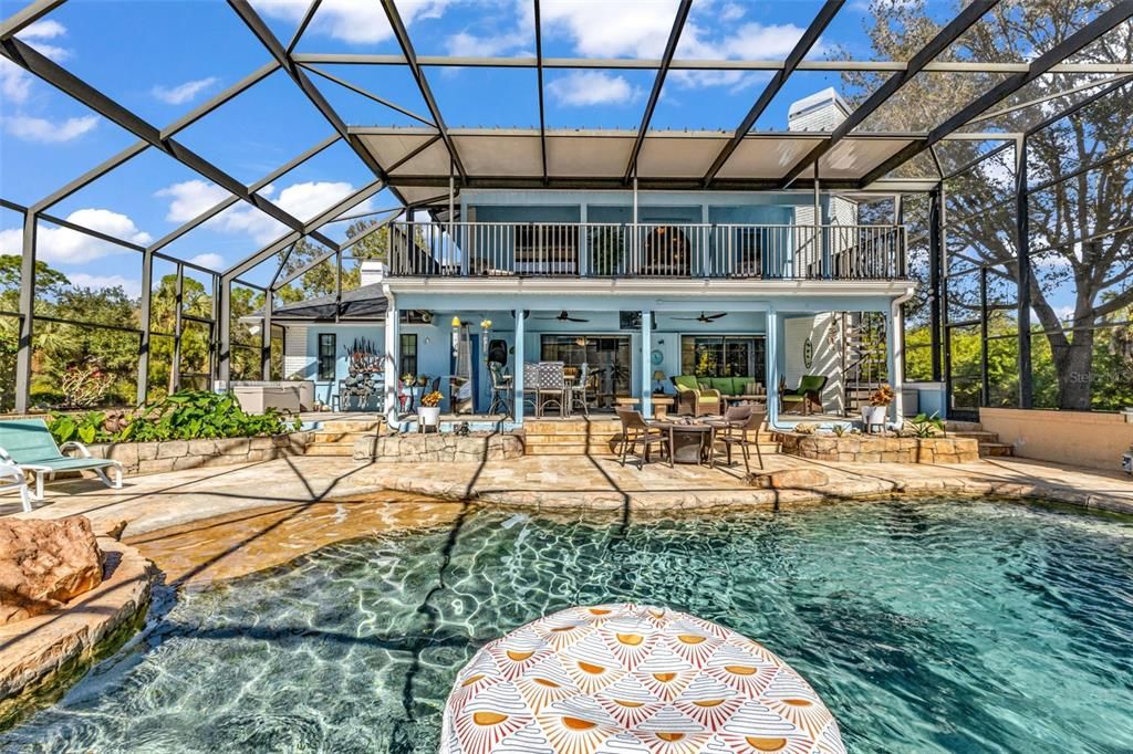 En Venta: $1,438,000 (5 camas, 3 baños, 3237 Pies cuadrados)