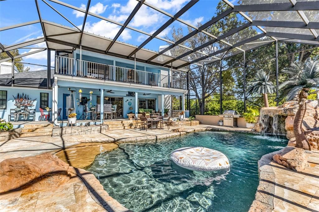 En Venta: $1,438,000 (5 camas, 3 baños, 3237 Pies cuadrados)